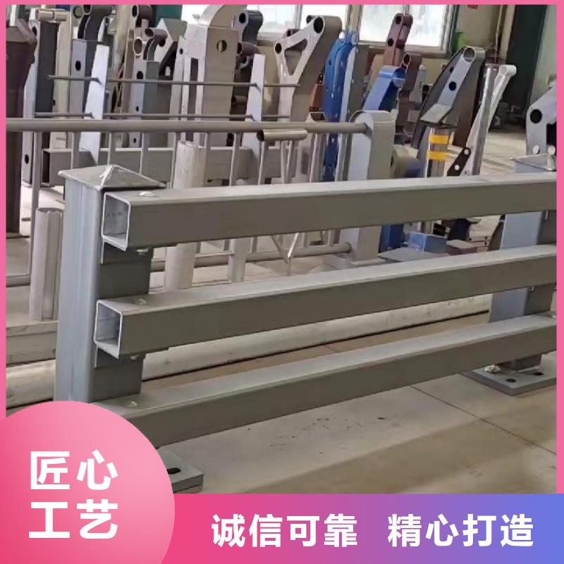 張家口道路護欄百看不如一問