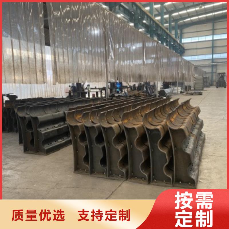 Q355B防撞欄桿顏色均為國標顏色用心做好細節