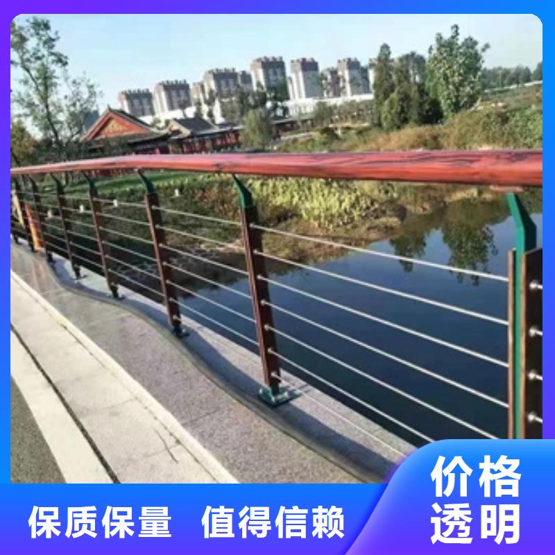 3-國(guó)道抗沖擊圍欄產(chǎn)品實(shí)拍款式新穎
