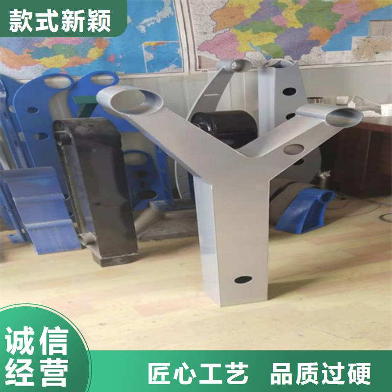 橋梁護欄立柱鍍鋅波形護欄細節之處更加用心廠家直發