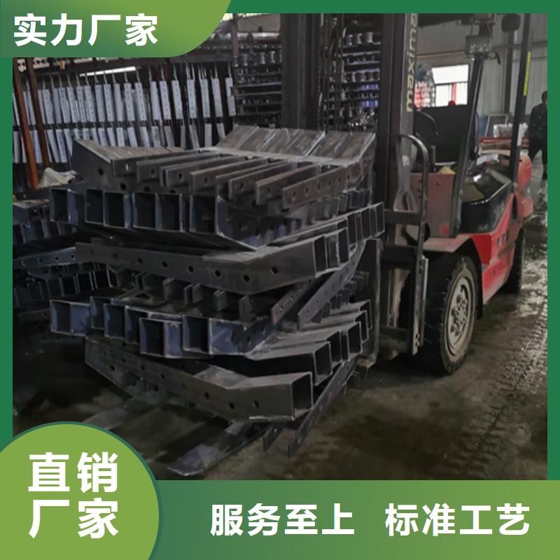 不銹鋼護(hù)欄立柱正規(guī)廠家以誠為本本地生產(chǎn)商