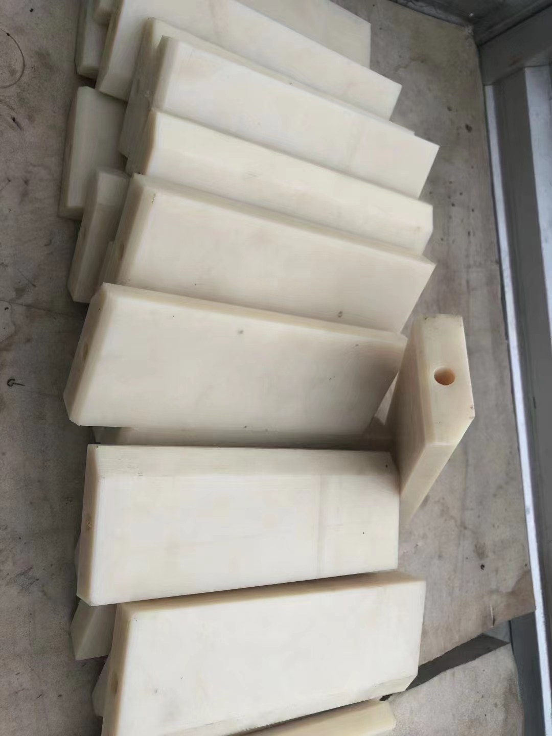 尼龍尼龍板定制廠家工廠直銷