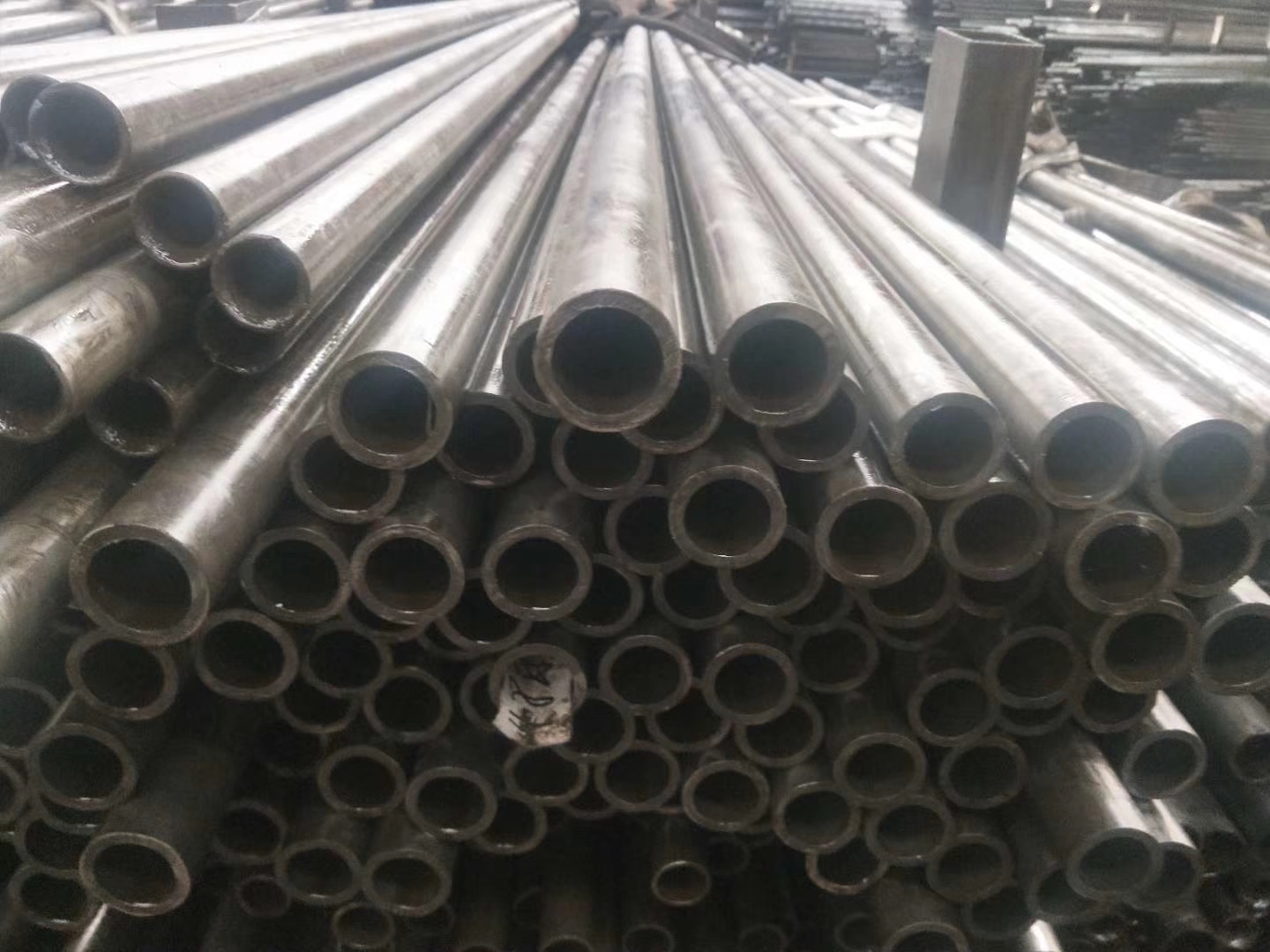 12cr1mov精密光亮管定尺定做現場安裝做工精細