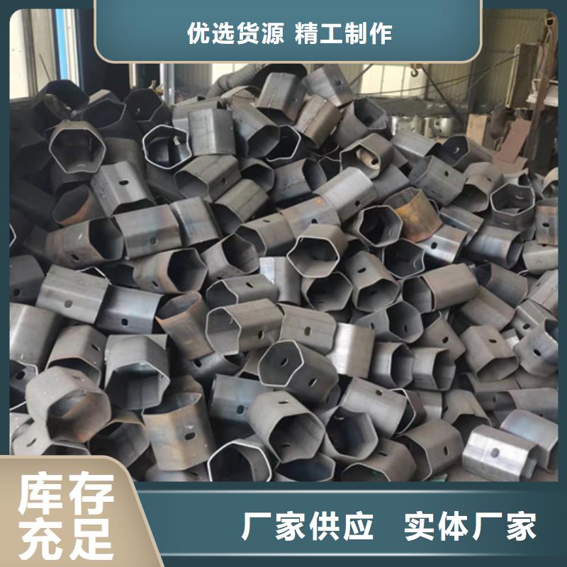 供應高速公路護欄板的當地廠家品質服務誠信為本