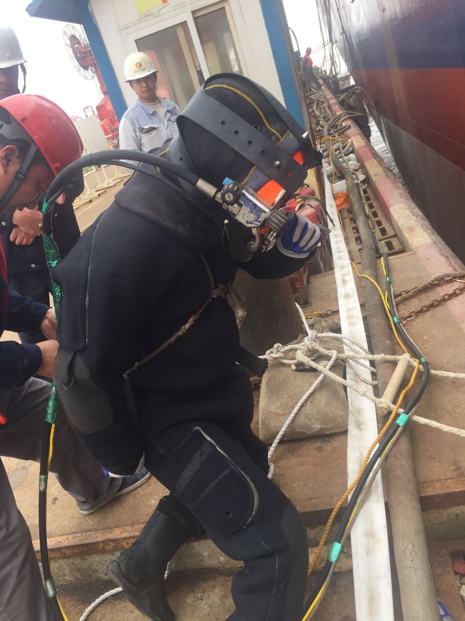 當地潛水員隊伍<水下拆除鋼筋籠>-有把握同城生產廠家