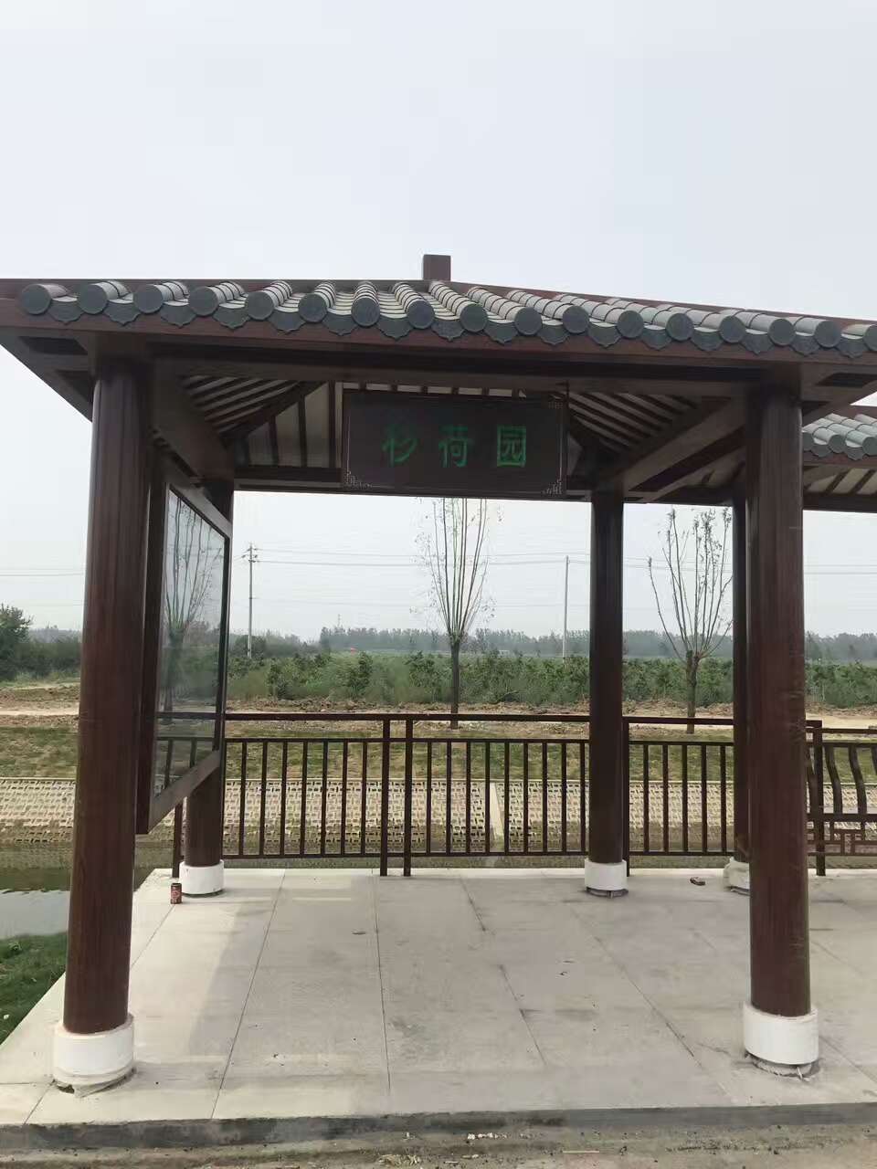 公交站臺街道宣傳欄極速發貨