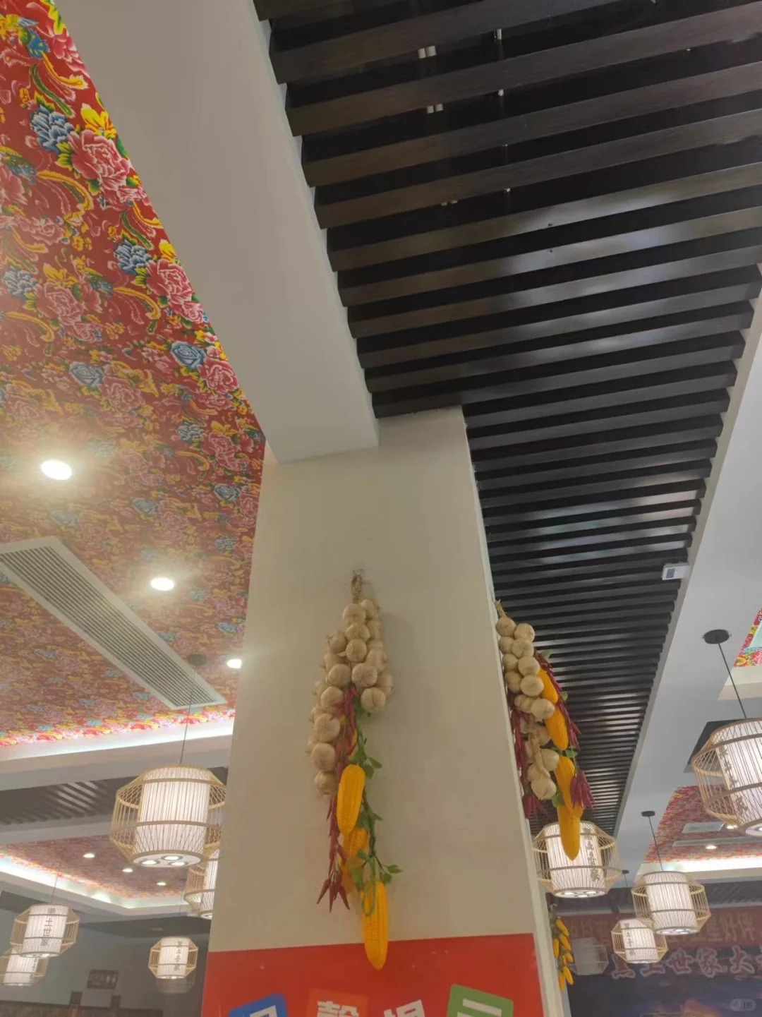 仿夯土稻草漆，藝術涂料廠家，農家小院改造，仿夯土稻草泥全包施工