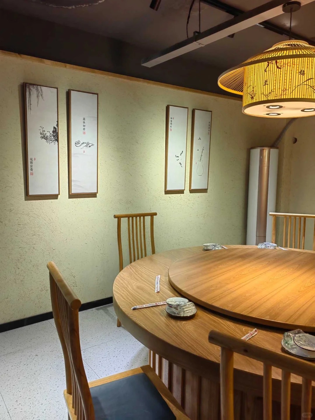 美麗鄉(xiāng)村，老房翻新，民宿改造，仿夯土肌理漆施工全包價(jià)