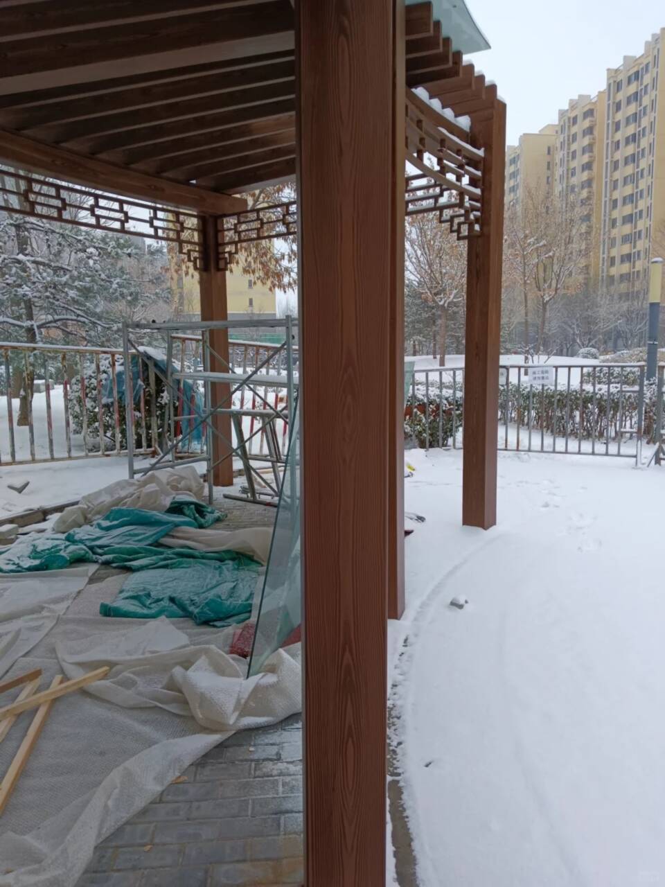 不銹鋼仿木紋漆源頭廠家當?shù)仄放?></div>
                        <div   id=