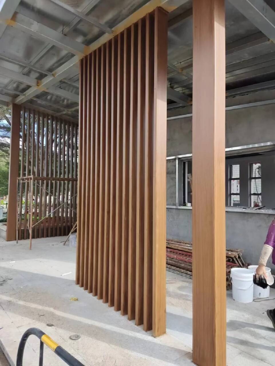 不銹鋼仿木紋漆包工包料價格優(yōu)惠