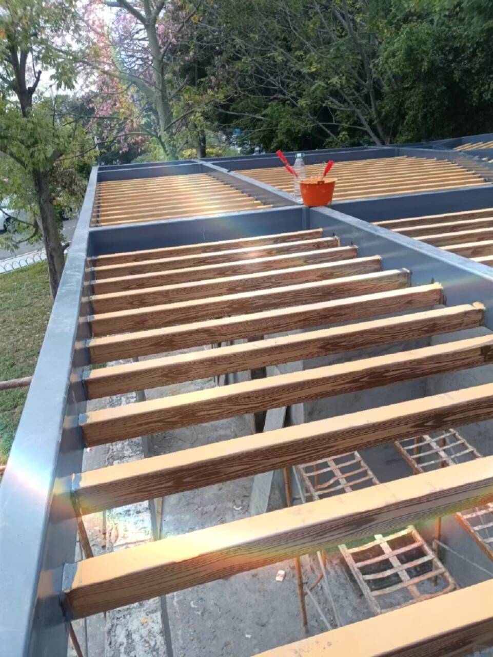 不銹鋼仿木紋漆多少錢一公斤本地制造商