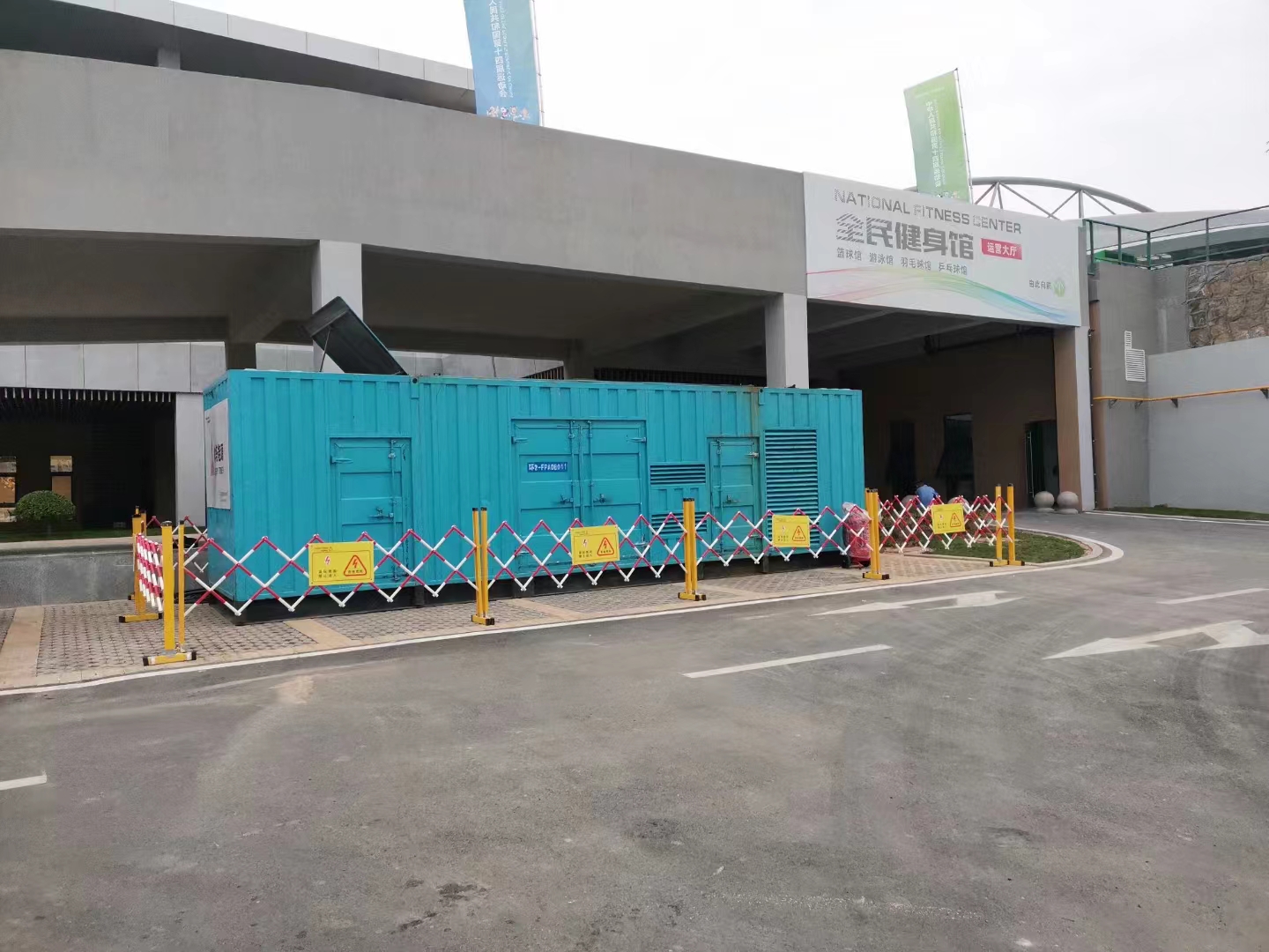【200KW發電機出租租賃400KW發電機電纜線出租UPS電源出租】120KW發電車租賃團隊