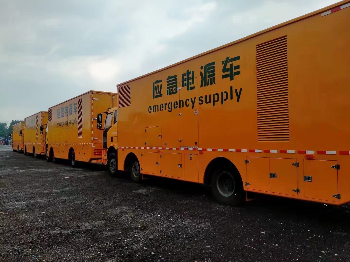 【200KW發電機出租租賃400KW發電機電纜線出租UPS電源出租】,租賃發電機今日報價方便快捷正規