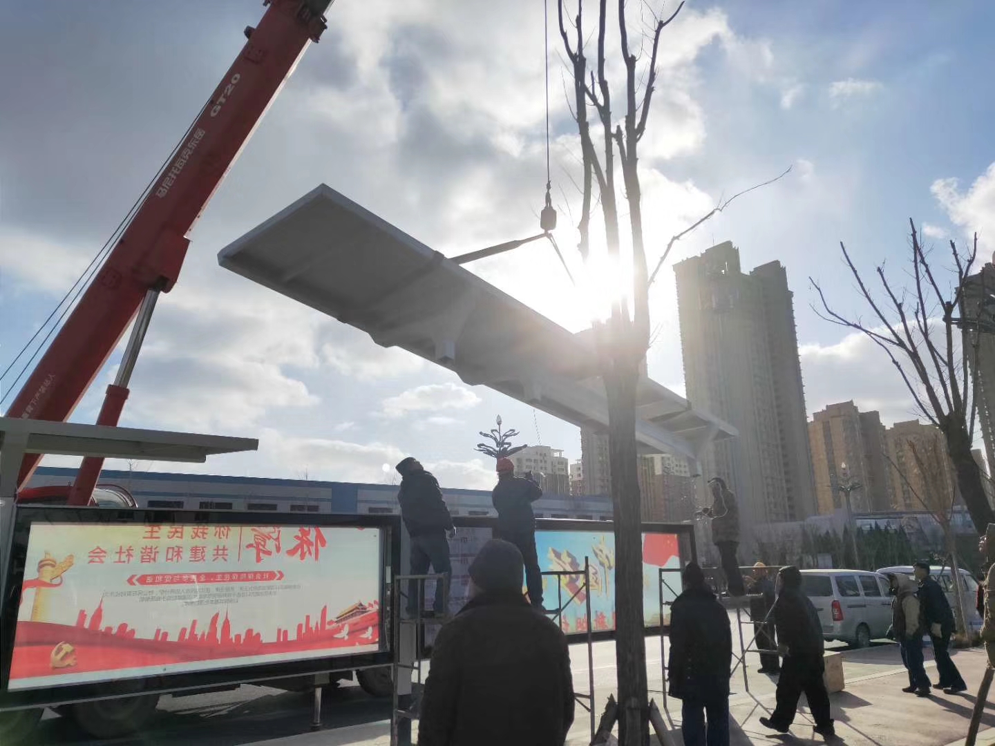 太陽(yáng)能公交站臺(tái)候車(chē)亭免費(fèi)拿樣高品質(zhì)現(xiàn)貨銷(xiāo)售