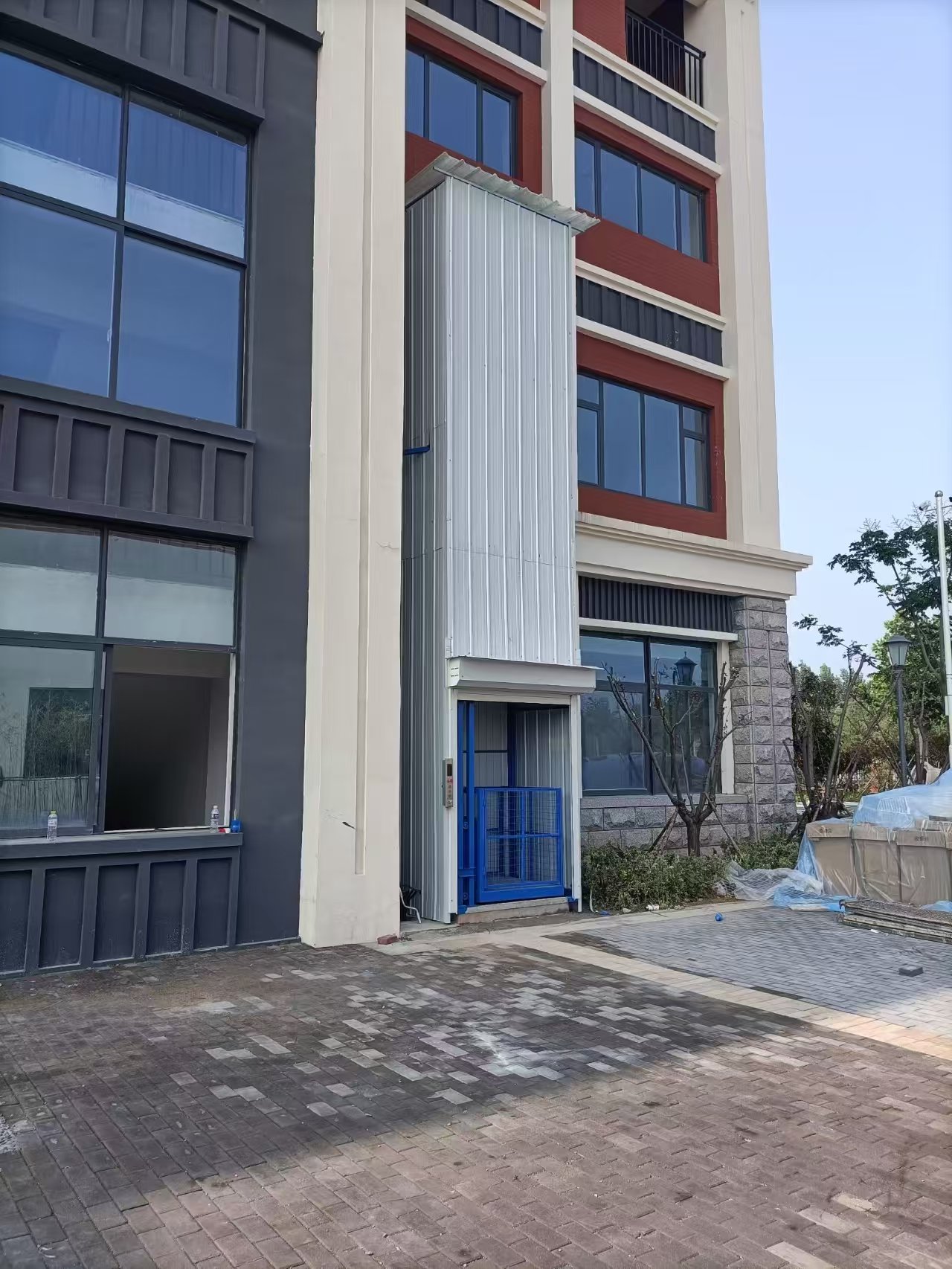 導軌式貨梯報價當地服務商