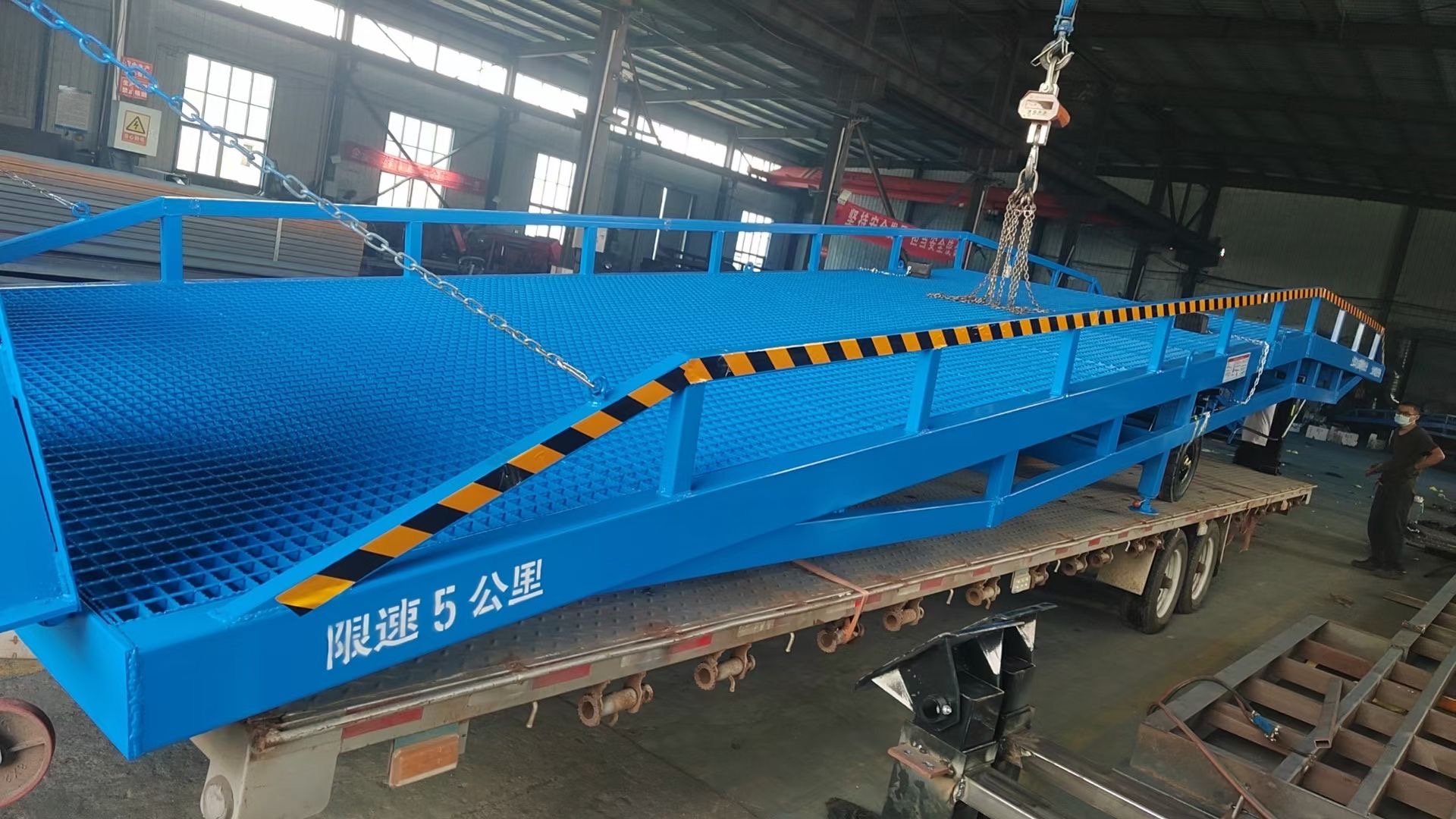 移動(dòng)登車(chē)橋報(bào)價(jià)市場(chǎng)報(bào)價(jià)