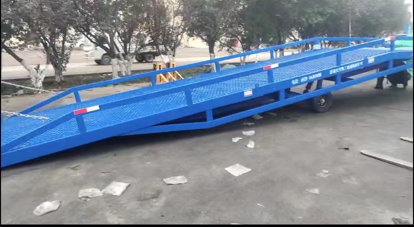 移動登車橋多少錢報價支持大批量采購