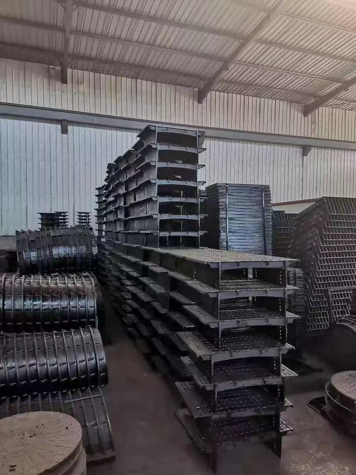 700*800圓形漏水篦子現貨供應建通鑄造廠家當地公司