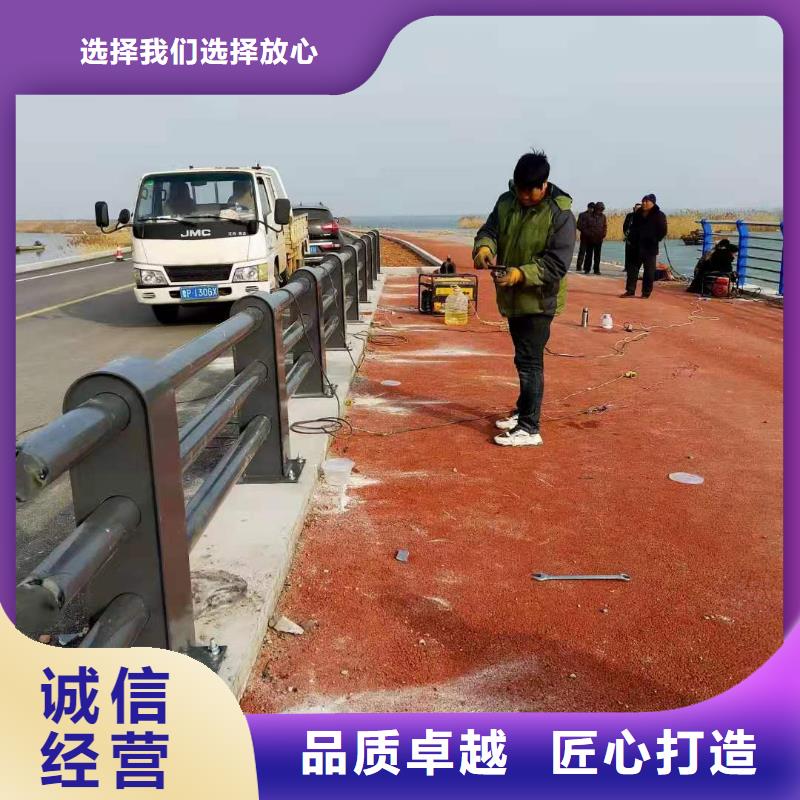 汕尾304橋梁兩側燈光護欄欄桿施工安裝